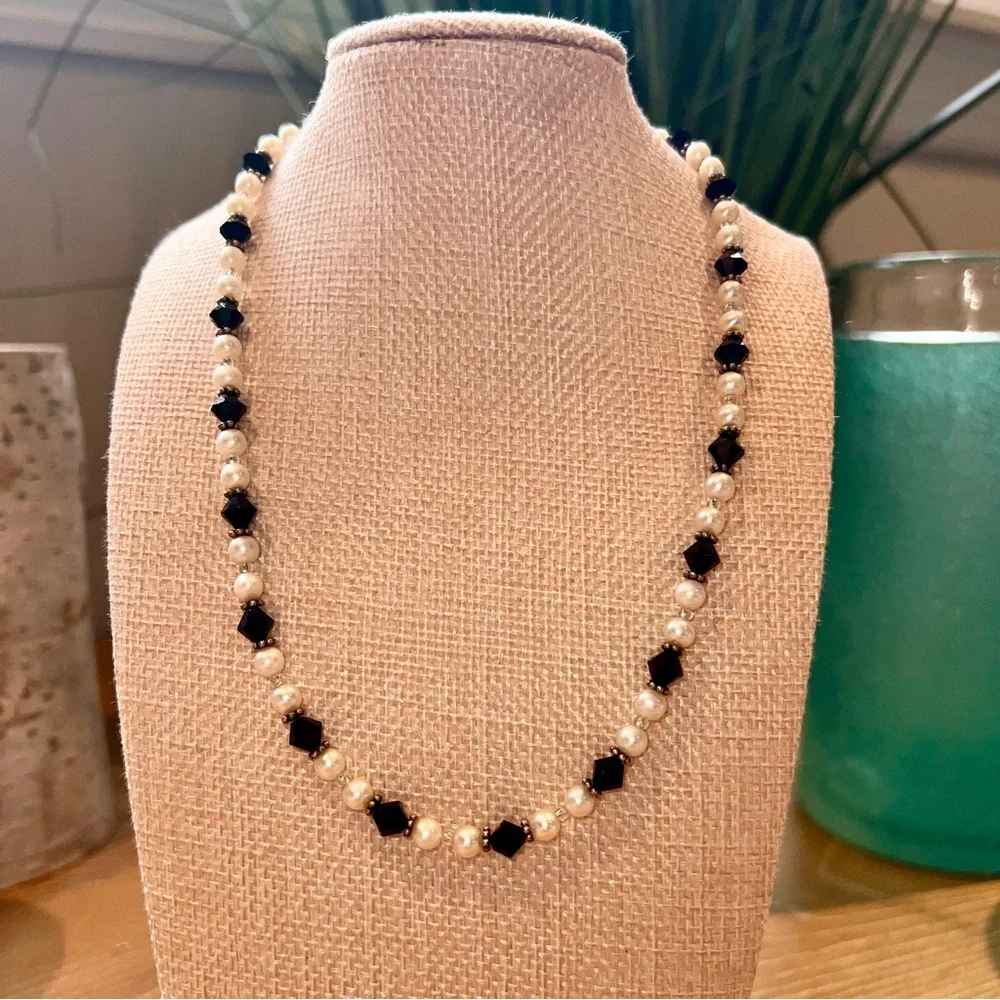 Elegant Black, Silver, Pearl Beaded Necklace and Earring Set 16.5”